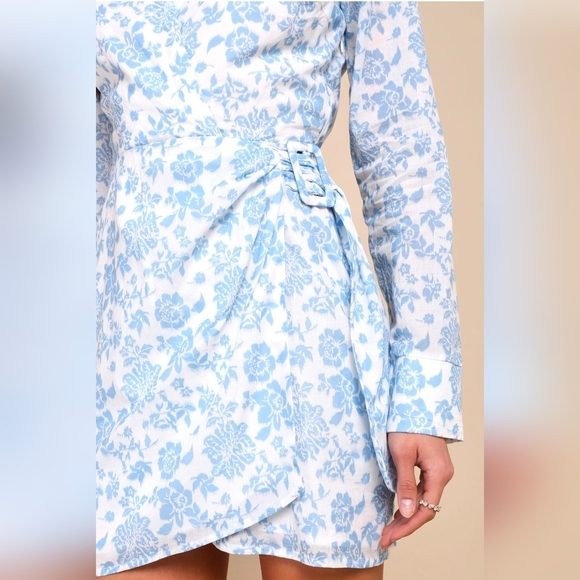Lulus Made to Charm White & Blue Floral Collared Buckle Mini Dress, Size Medium - Picture 5 of 11